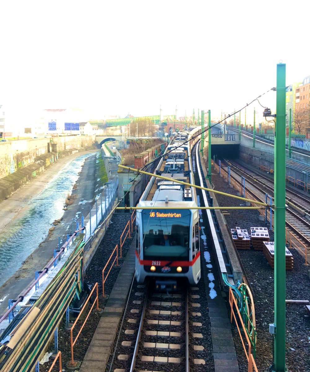 MOlinowetz's tweet photo. #goodmorgning @wienerlinien @wien https://t.co/qzsLvmrN0e