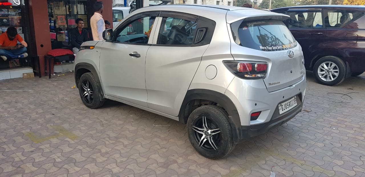 Mahindra kuv 100 alloy wheels deals