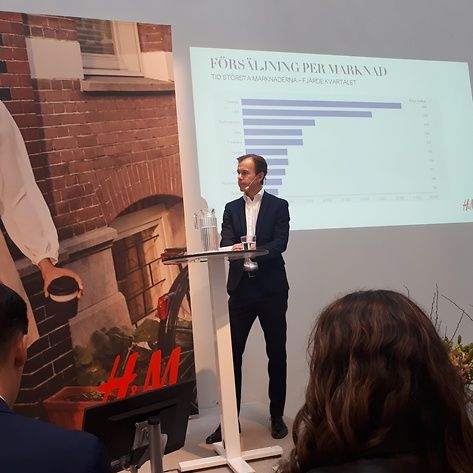 Fashionnet_SE's tweet photo. Karl-Johan Persson: ”Klart vi inte är nöjda”https://t.co/7nPqtTUeKj https://t.co/CQ5GRRc9ew