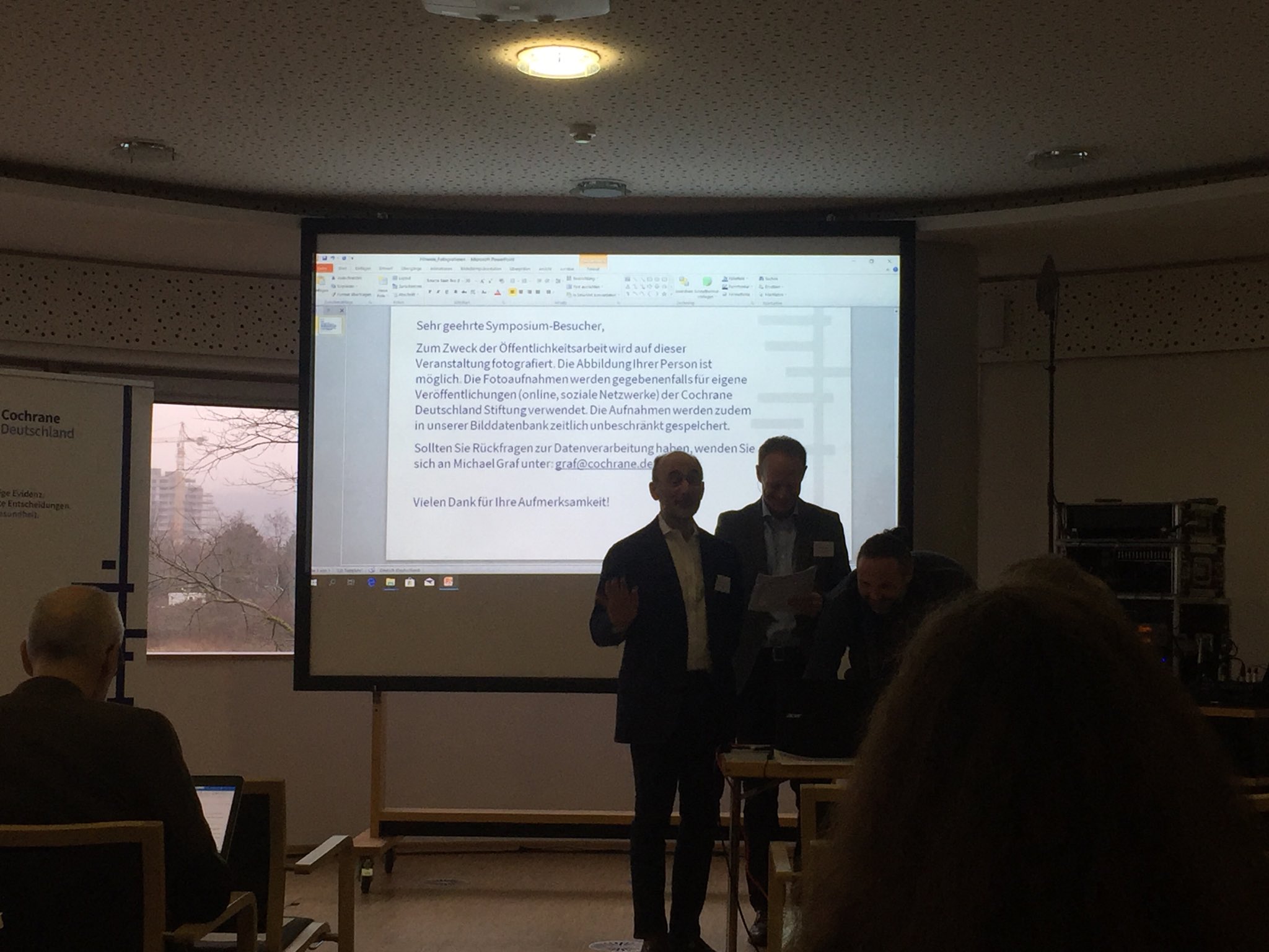 Cochrane Deutschland Nach Einer Herzlichen Begrussung Von Jorg Meerpohl Eroffnet Dmoher Die Vortragsreihe Mit Seinem Vortrag Uber Excellence In Scholarship For The 21st Century Better Research And Publication Practice Behaviors By