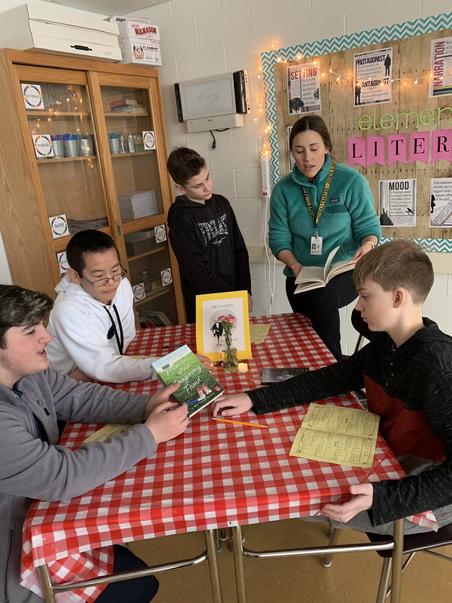 AmityMSBethany's tweet photo. Another “Book Chat Cafe”, with fireplace in background, as students peruse many different books! https://t.co/RYwO63DA3U