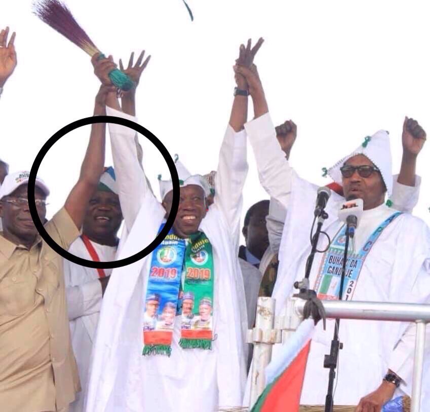 Meanwhile, Alausa Lukaku is spotted here. 

He abandoned his Striking Position in Lagos for this Corruption Trophy Presentation in Kano. #BuhariMustGo