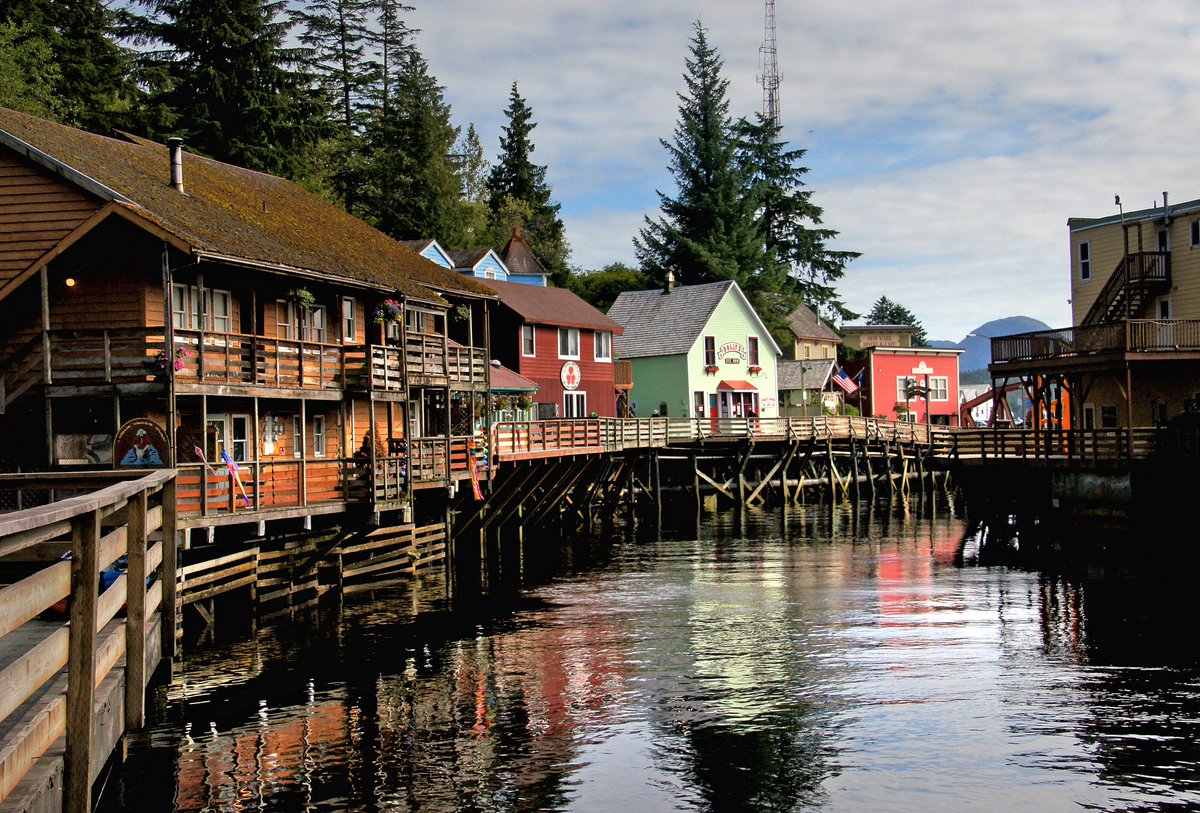 Plan your ideal trip to Alaska- how to pick a cruise, when to visit Alaska, where to visit in Alaska. wp.me/p70fh8-20S #USTravel #travels #trip