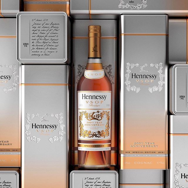 ⠀
Butterfly Cannon <a href="/ButterflyCannon/">Butterfly Cannon</a> - Hennessy VSOP Privilège 200 th Anniversary Limited-Edition ⠀
. ⠀
Featured: @worldbranddesign ⠀
Submit: worldpackagingdesign.com/submit ⠀
. ⠀
#packaging #branddesign #packagingdesign #brandidentity #brand #marca #潮牌 #… bit.ly/2WzUQNN