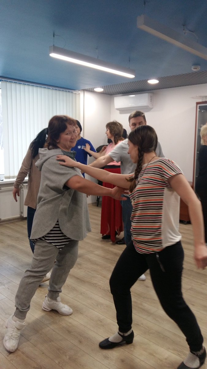 Семинар - это не набор знаний под запись. Все нужно пережить и осмыслить. Участники двухдневного семинара именно и переживали через себя теорию и практику, полученную с 30 по 31 января