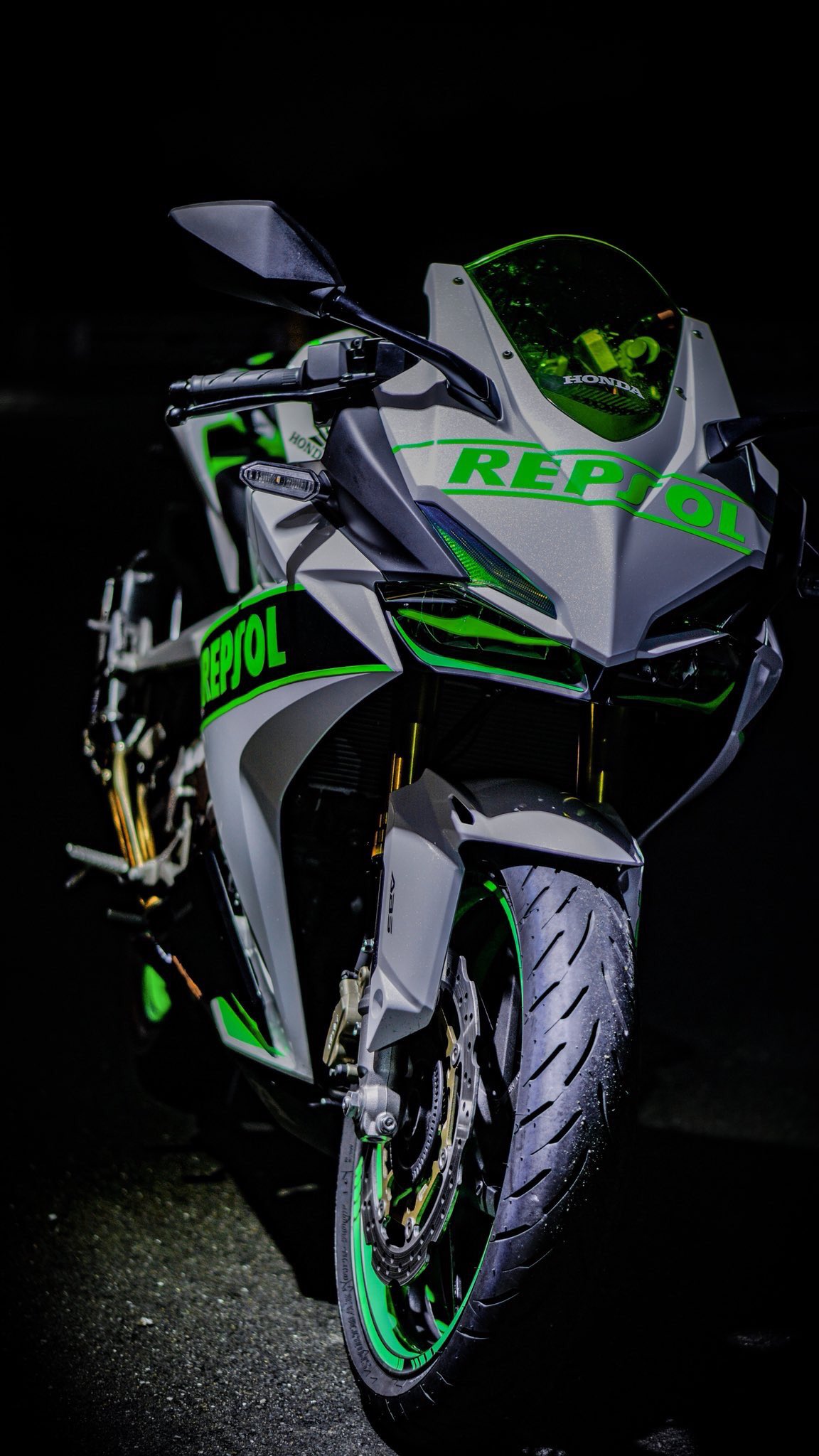 Twitter 上的 V1ngo Cbr600rr あかん ばりかっこいい グリーン 良き すんごいすこ オーナー Moto Daiki Cbr250rr かっこいいバイクみつけた T Co Ibe6hvxxie Twitter