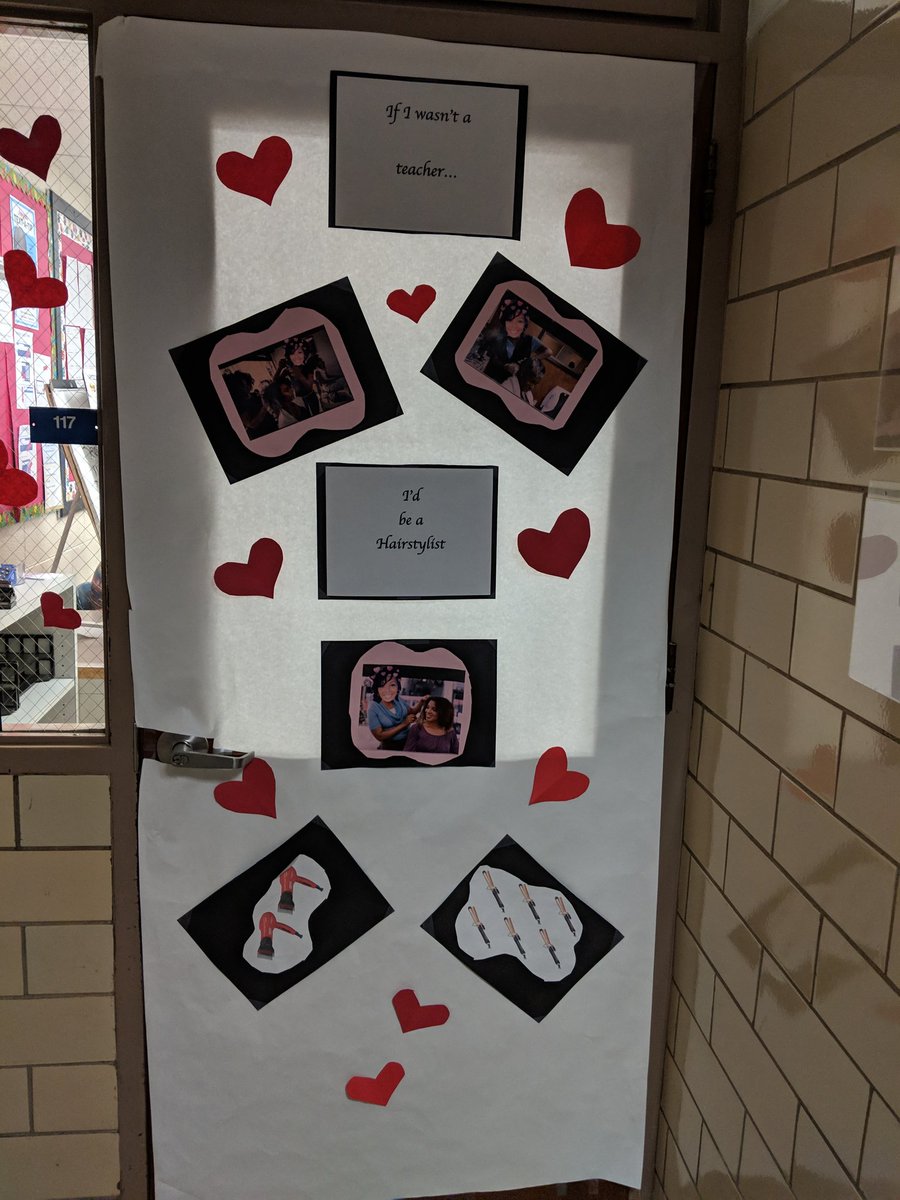 jhodge202's tweet photo. The great College and Career week door contest will be judged today! Who will be triumphant? https://t.co/dpT6Ekl23o