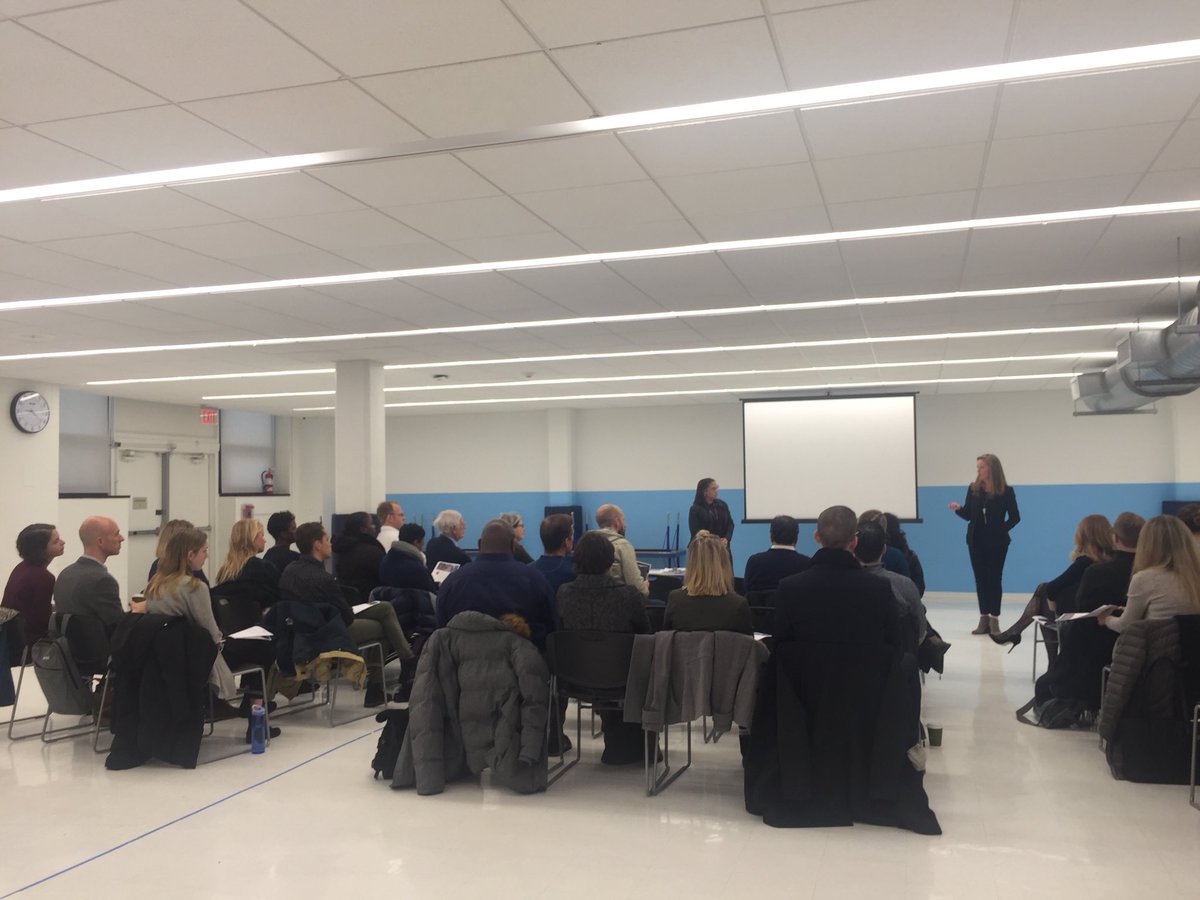 DC_Charters's tweet photo. Great turnout on this snowy #FirstFridays! @edforwarddc @CityBridgeEdu @charterboards @KIPP_DC https://t.co/oqfPGVGOjU