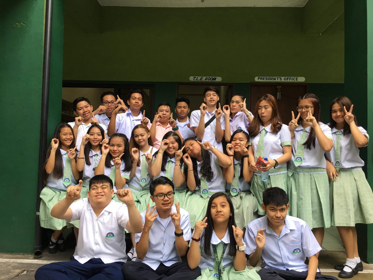 SirJomsLPT's tweet photo. Thanks for making my S.Y. 18-19 more special. I love you to the moon and back. 💓❤

My #TeamWalwal #TeamGryffindor #TeamMatthew https://t.co/Dn1dJCijir