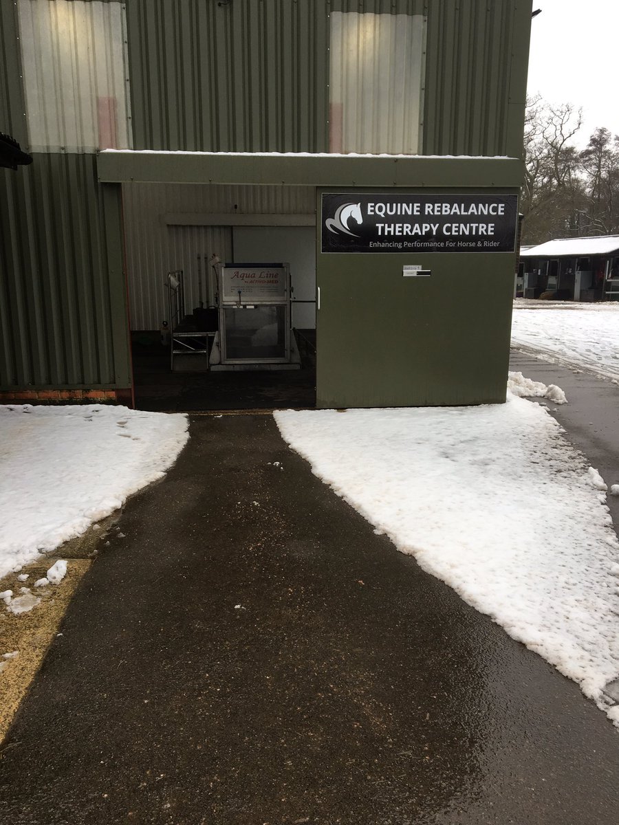 ERTherapyCentre's tweet photo. ☃️OPEN AS NORMAL ☃️
Despite sub zero temperatures overnight our water treadmill doesn't freeze &amp; is a full body workout for those with frozen arenas! ❄️
Clients have complimentary access to our solarium before &amp; after sessions! 🌞
FIRST WATERTREADMILL SESSION ONLY £15! 👍 https://t.co/CC6WgQZXQ5