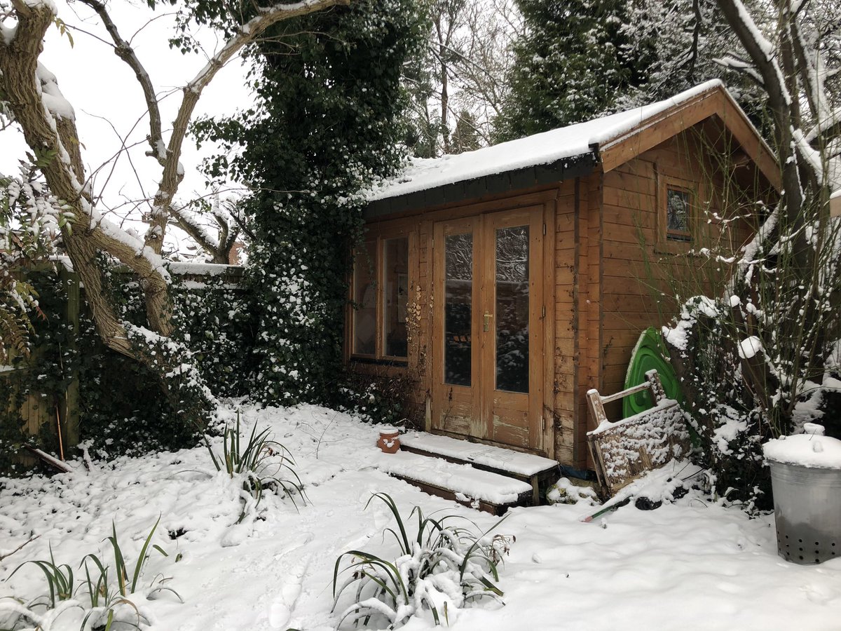 oseland's tweet photo. Well the snow didnโt stop me getting to the office today - one advantage (or disadvantage) to agile working #shedworker #agileworker #homeworker https://t.co/eW31LjrBhN