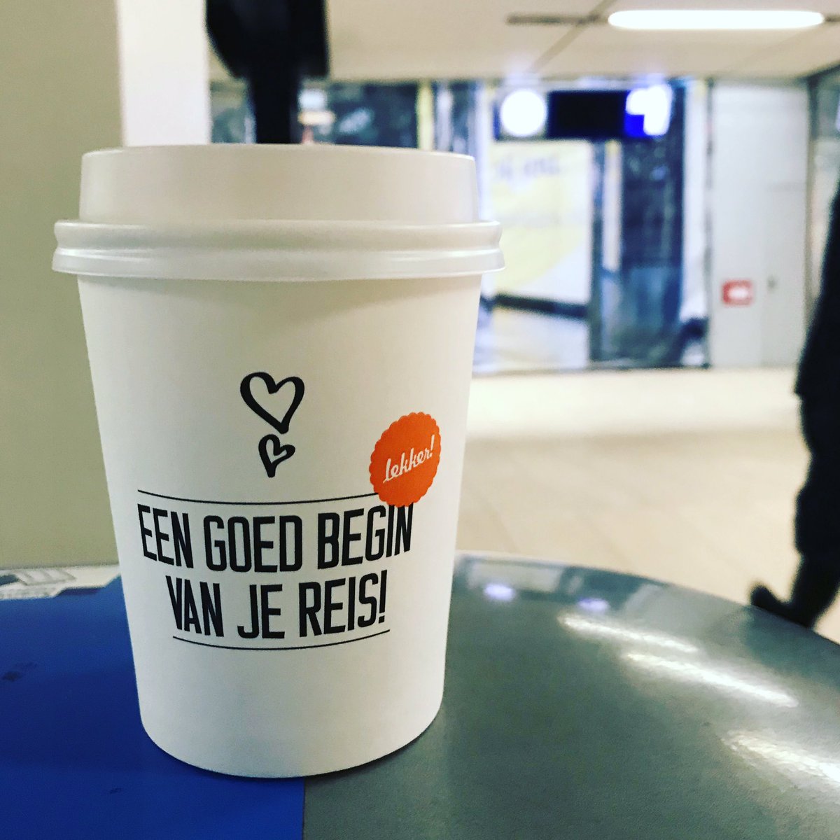 4Toolkid's tweet photo. Het gebruikersonderzoek voor de nieuwe ToolKid webshop is van start gegaan! Toepasselijke tekst op de koffiebeker toch? #toolkid #kindergereedschap #uxdesign https://t.co/K1kklkYgHZ