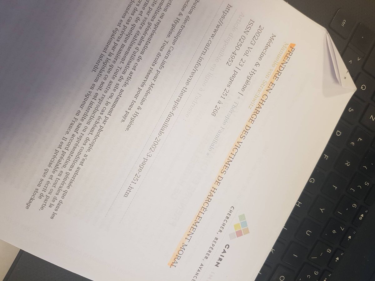 CREPINClem's tweet photo. Lecture du jour afin de mieux accompagner les personnes en souffrance au travail. 

Une majeure partie des personnes reçues font état de harcèlement, soit de la part de leur hiérarchie, soit par leurs collègues de travail. https://t.co/E7uuUaG2zW