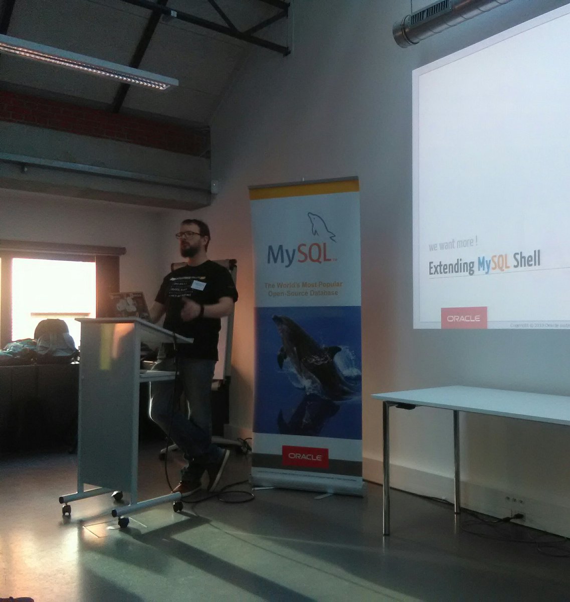 svetsmirnova's tweet image. Frederic Descamps speaks about #mysqlshell at pre-#fosdem #MySQLDay day @ Brussels instagram.com/p/BtVbIOuFffm/…