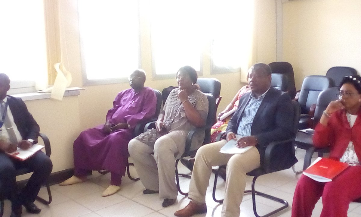 JUSTINTCOMM's tweet photo. #Gabon Présentation de la solution "Carte Professionnelle" à Mme La SG  du @MinInterieurGA par la DAP @ANINFGA vendredi 01 février 2019. https://t.co/2k8ib58VOb