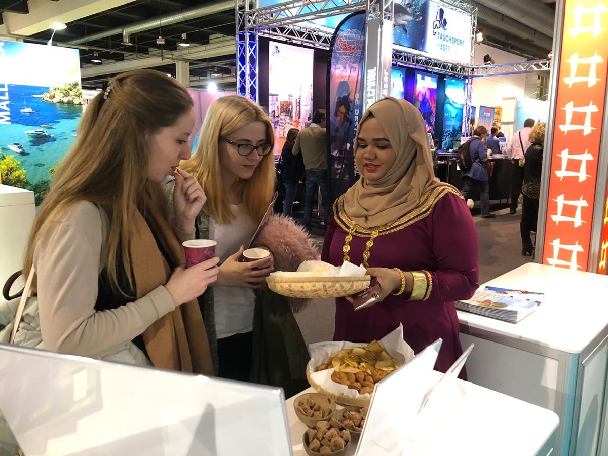visitmaldives's tweet photo. The Maldives is shining on the second day of #FESPO19! Visit us at Stand 6.029 and be part of the happening! @Ferienmessen #Maldives #VisitMaldives https://t.co/ta2MpaDZA2