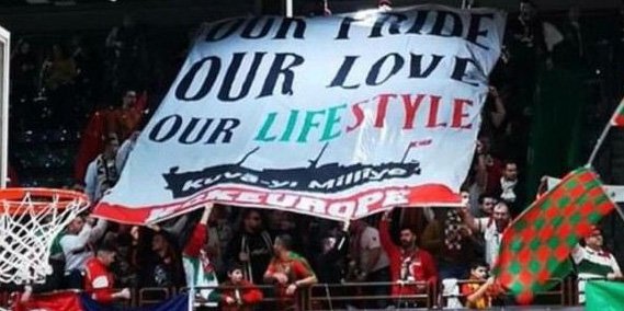 Proof that distance is never an obstacle for true love! #FanFridays #FIBAEuropeCup