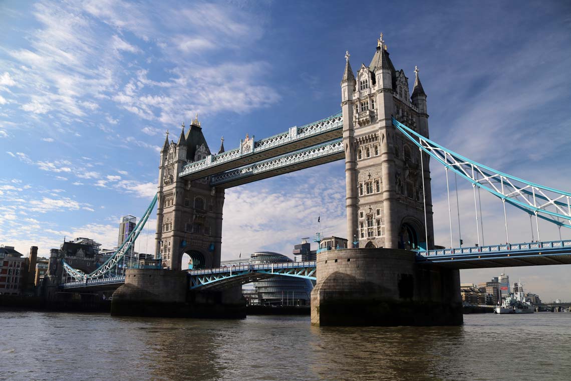 viscountcruises's tweet photo. 2/2 | The @FanMuseum is also just an 8 Minute walk from #GreenwichPier. Join us for a #RiverCruise & explore the museum's diverse collections. You can also visit their beautifully muraled Orangery for one of London's best value afternoon teas. https://t.co/xxGIp51qYi #FanMuseum https://t.co/MmeQt9ziCX