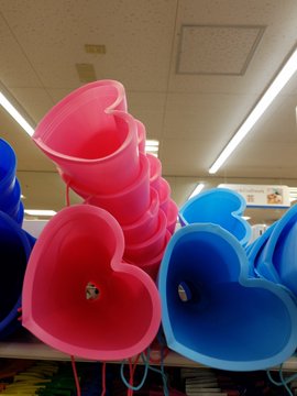 100均のメガホンまとめ 可愛さアップのデコる方法と他の応援グッズも紹介 お食事ウェブマガジン グルメノート