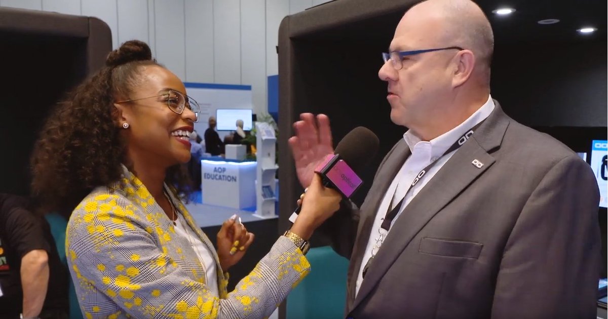EyotoOfficial's tweet photo. We had such a great time at @100Optical. Check out this video of @AnnalieseDayes having a chat with our CEO, Carl Francis about our incredible new eMap systems.

https://t.co/RgIb603txm

#100Optical #EYOTO #eMap #Optometry #Innovation https://t.co/MOV0YffPO7