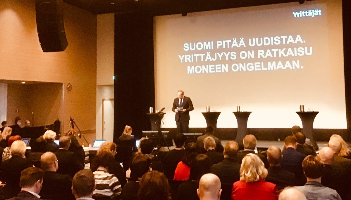 Suomen talouden kasvu on yrittäjien käsissä. Jos #yrittäjät uskaltavat ottaa riskiä, investoida ja työllistää, kestävä kasvu voi jatkua ja työllisyys parantua, <a href="/jmpentikainen/">Mikael Pentikäinen</a> avaa <a href="/suomenyrittajat/">Suomen Yrittäjät</a> vaaliohjelmaa #kasvasuomi 
#vaikuttajafoorumi