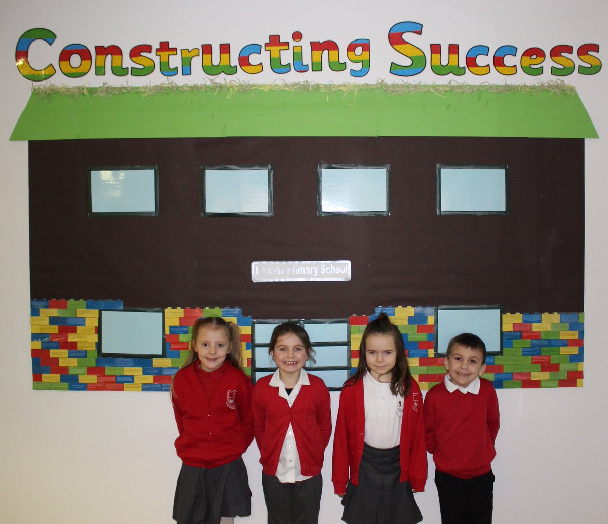 inmansprimarysc's tweet photo. Well Done to this weeks EYFS, Y2 & Y4 Good Work Assembly Children :) #GoodWorkAssembly #ConstructingSuccess https://t.co/D7TGkczwV8