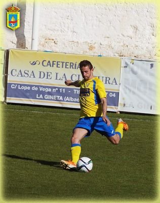 Mejor jugador para la afición de <a href="/1Preferente/">FUTBOL DE PREFERENTE CLM</a> con 37 votos ha sido:

<a href="/Buitre_7/">David</a> (<a href="/SportingGineta/">SPORTING LA GINETA</a>)