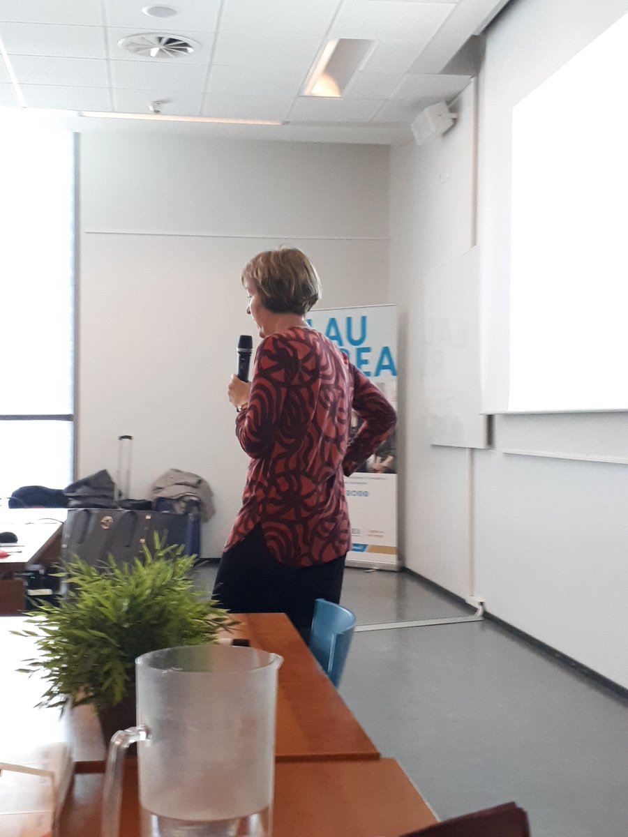 Koti ja hoito kuntoon! Ikääntyneille ja muistisairaille tulee taata hyvä ja turvallinen hoito sekä kuntoutusta. <a href="/KPitkala/">Kaisu Pitkälä</a> kertomassa Muistisairaan toimintakyvyn edistämisestä #omannäköistäelämää #Hoitotyö #Muistiluotsiverkosto