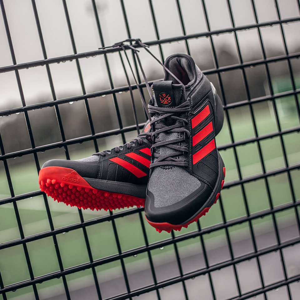 Inject some speed into your game 🏑
 
30% Off the Lux, adidas' fastest hockey shoes - bit.ly/AdiLux18