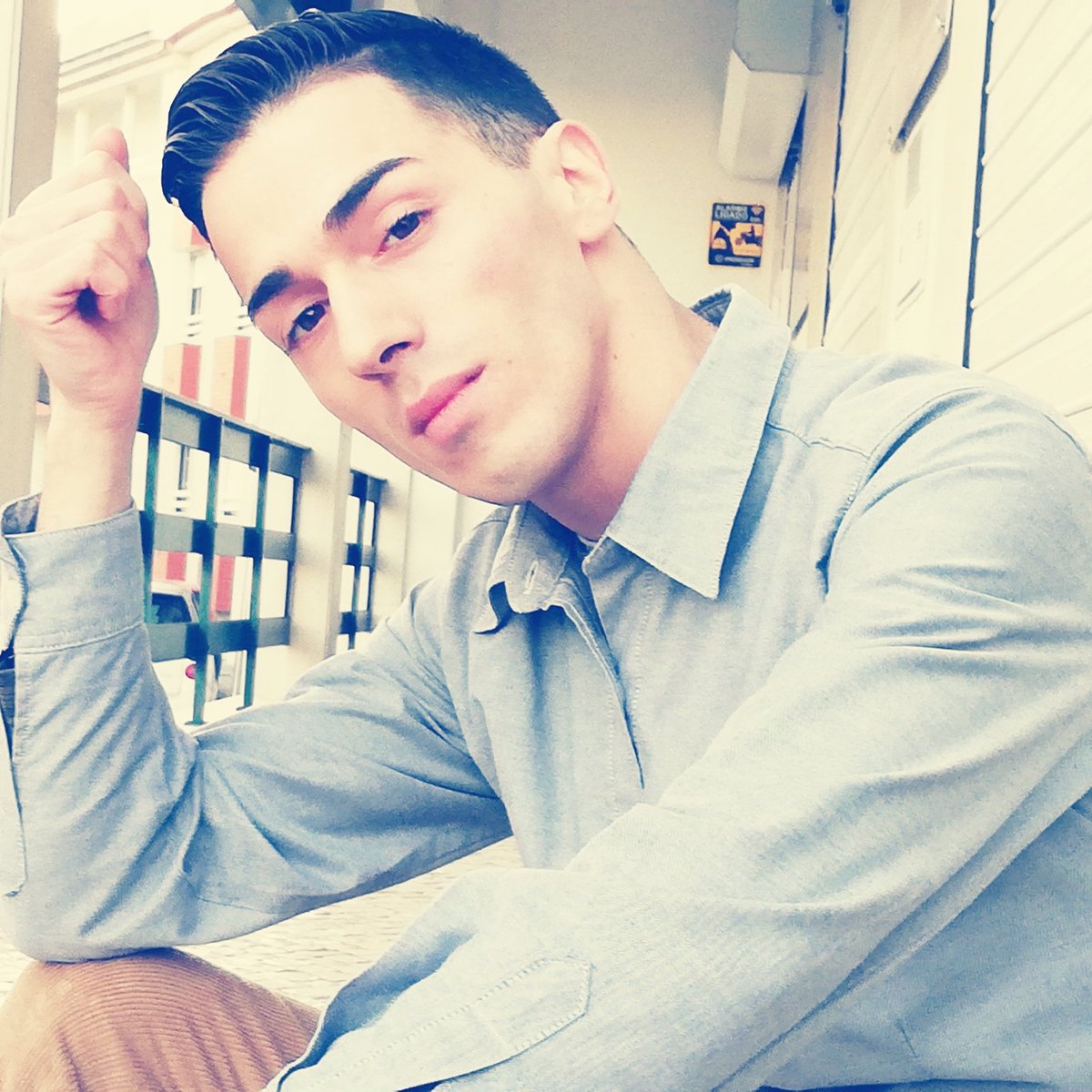 _rafahenriques_'s tweet photo. #NewProfilePic https://t.co/H6OWEchDAu