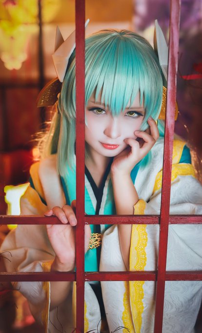 コスプレイヤーすみれおじさん(紫花菫)のTwitter画像3