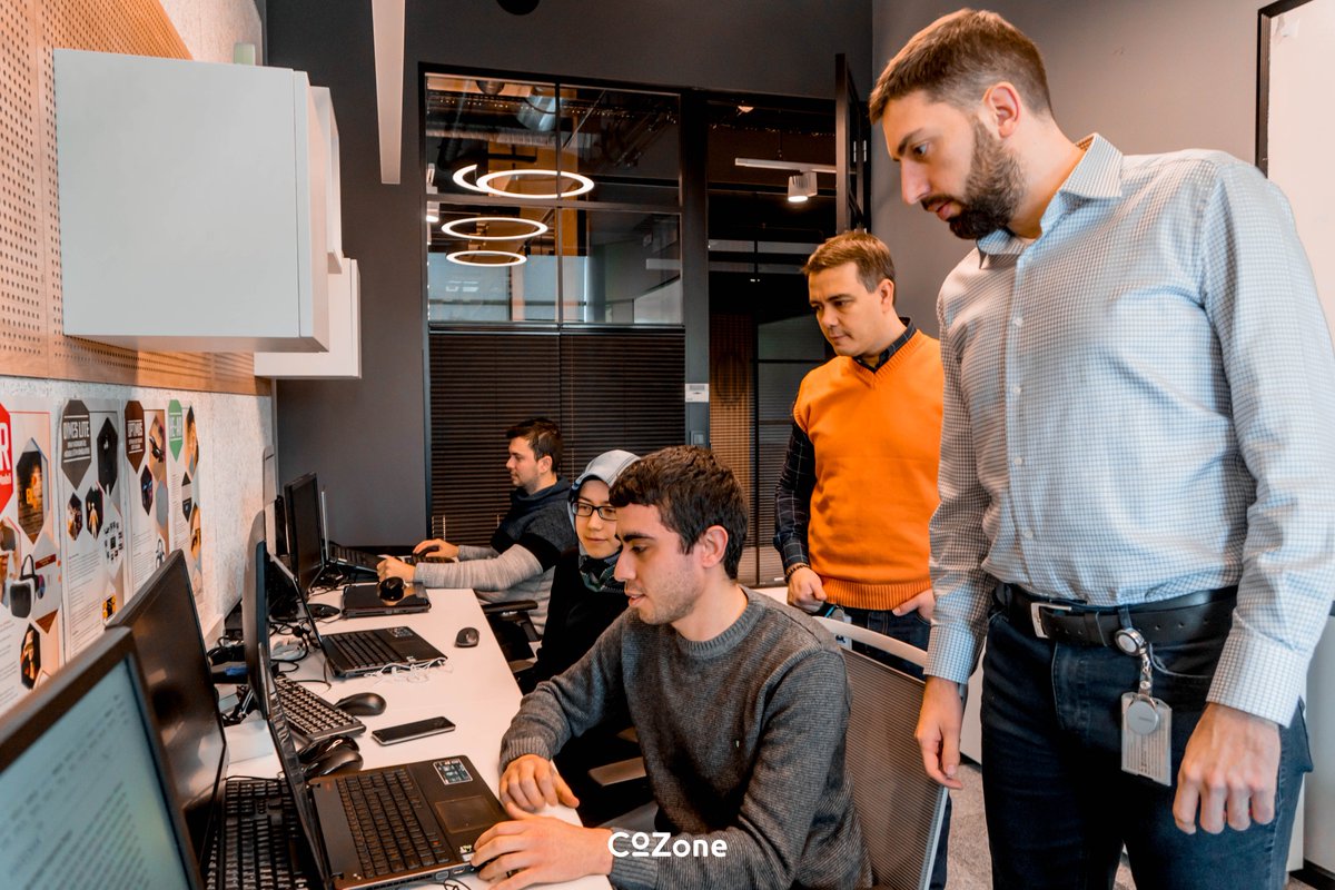 GCcozone's tweet photo. Savunma Sanayimizin en inovatif firması #HAVELSAN CoZone’u tercih etti. “#İnovasyon bizim işimiz” diyen HAVELSAN Yıldız Açık İnovasyon Ekibi “Girişimciler ile inovasyon” modelini hayata geçirmek için CoZone’da yeni teknolojileri geliştirmeye devam ediyor. @HavelsanARGE https://t.co/diCPqefwAG