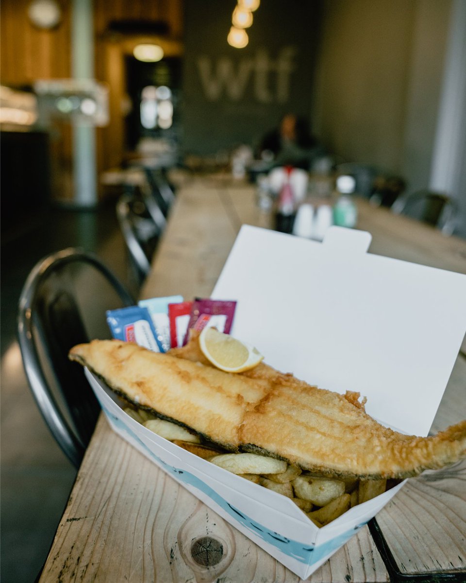 wtf_chippy's tweet image. Friday&apos;s mean one thing...well two: Fish&amp;amp;Chips!!!

#fishandchips #chippy #fish #chips #fishandchipshop #londonfoodies #delicious #hammersmith #chiswick #finedining #grilledfish #fishfriday #foodbloggers #londonfoodbloggers #wheretoeat