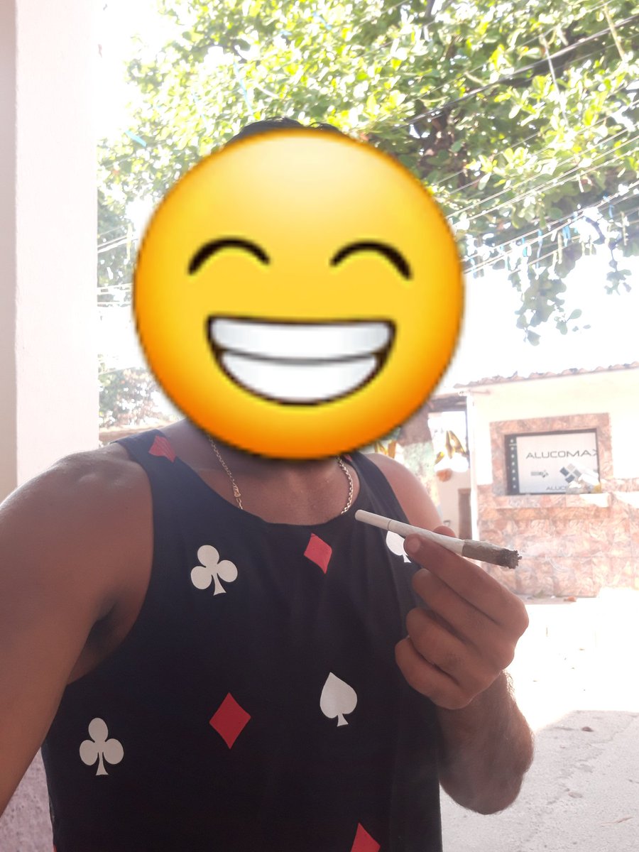 TinemDa's tweet photo. Ta ✌Bol Dia 🤑🤑💚 https://t.co/PfLM3IJxhW