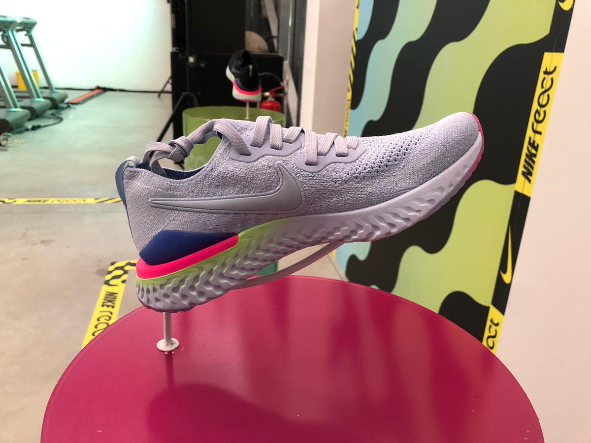 A #Milano presentata la nuova #nikereact #scarpa da #running giovane e reattiva ispirata nei colori ai videogame anni '80. 
#nullapuòfermarci