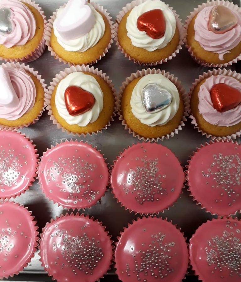 MilligansBakery's tweet image. It's February! which means we can now start planning valentines day!
These gorgeous biccies and cupcakes will be in your local bakery- share the love and get one for your boss, colleague, mate, work wife 😘
#ValentinesDay #valentinestreats #milligans #cafem