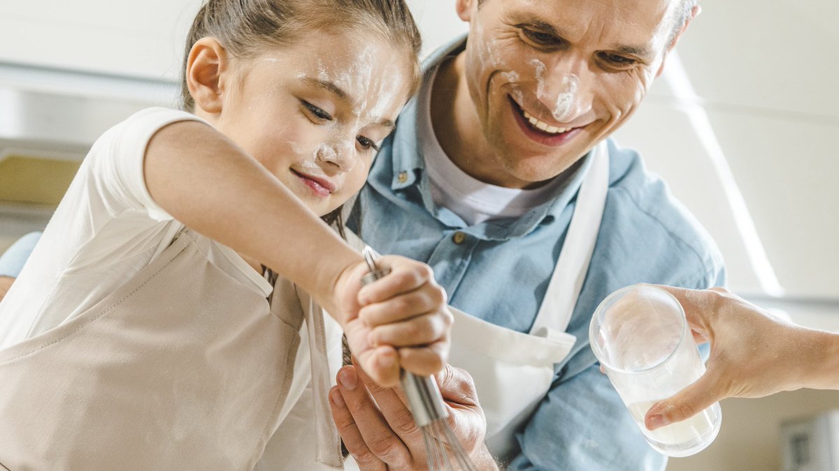 gardenhotels's tweet photo. 3, 2, 1...¡YA! En el #AlcudiaGardenAparthotel  empezamos la nueva temporada con un fin de semana muy #gastronómico: nuestro divertido concurso #GardenChef para disfrutar en familia, cocinar y degustar una muestra con platos de alrededor del mundo. ¿Suena bien, verdad? 😋😋 https://t.co/WETEn6ZyVQ