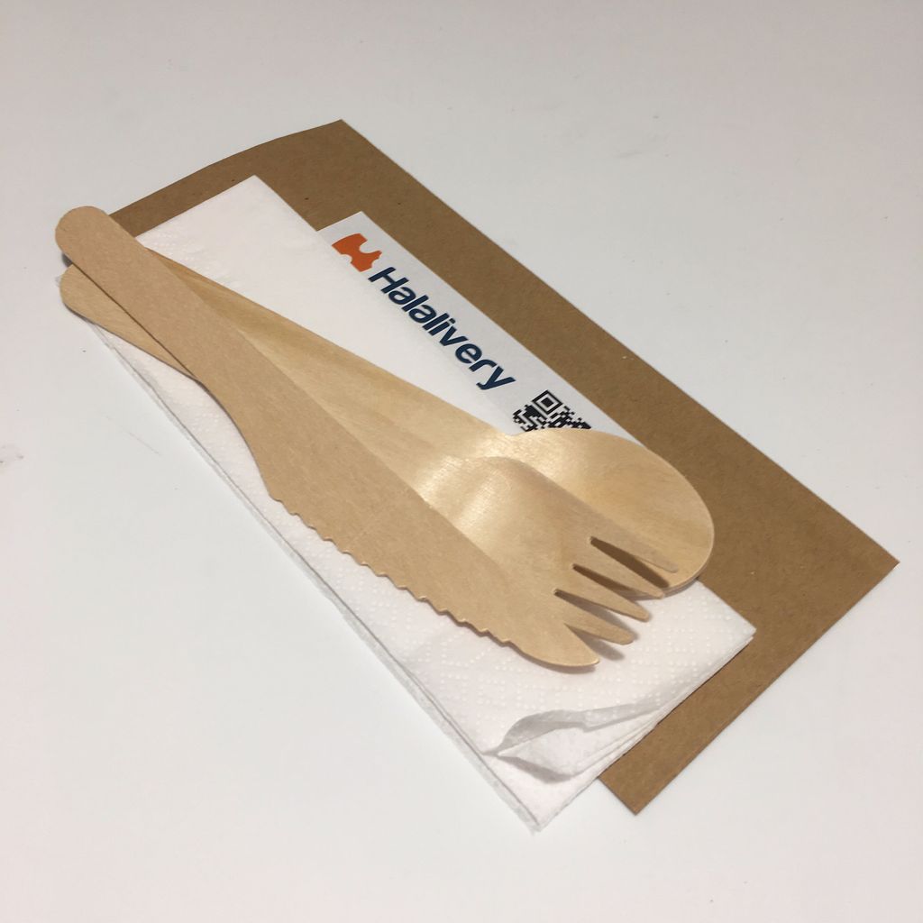 halalivery's tweet photo. Just distributed these Wooden Cutlery to our partner restaurants in #Nottingham 🏛 
~~
Now, you can enjoy delicious #halal food while staying Eco-Friendly 🌱 as well 😍
~~
#wearehalalivery #halalfood #food #halalivery https://t.co/jnaJ8OWjKT