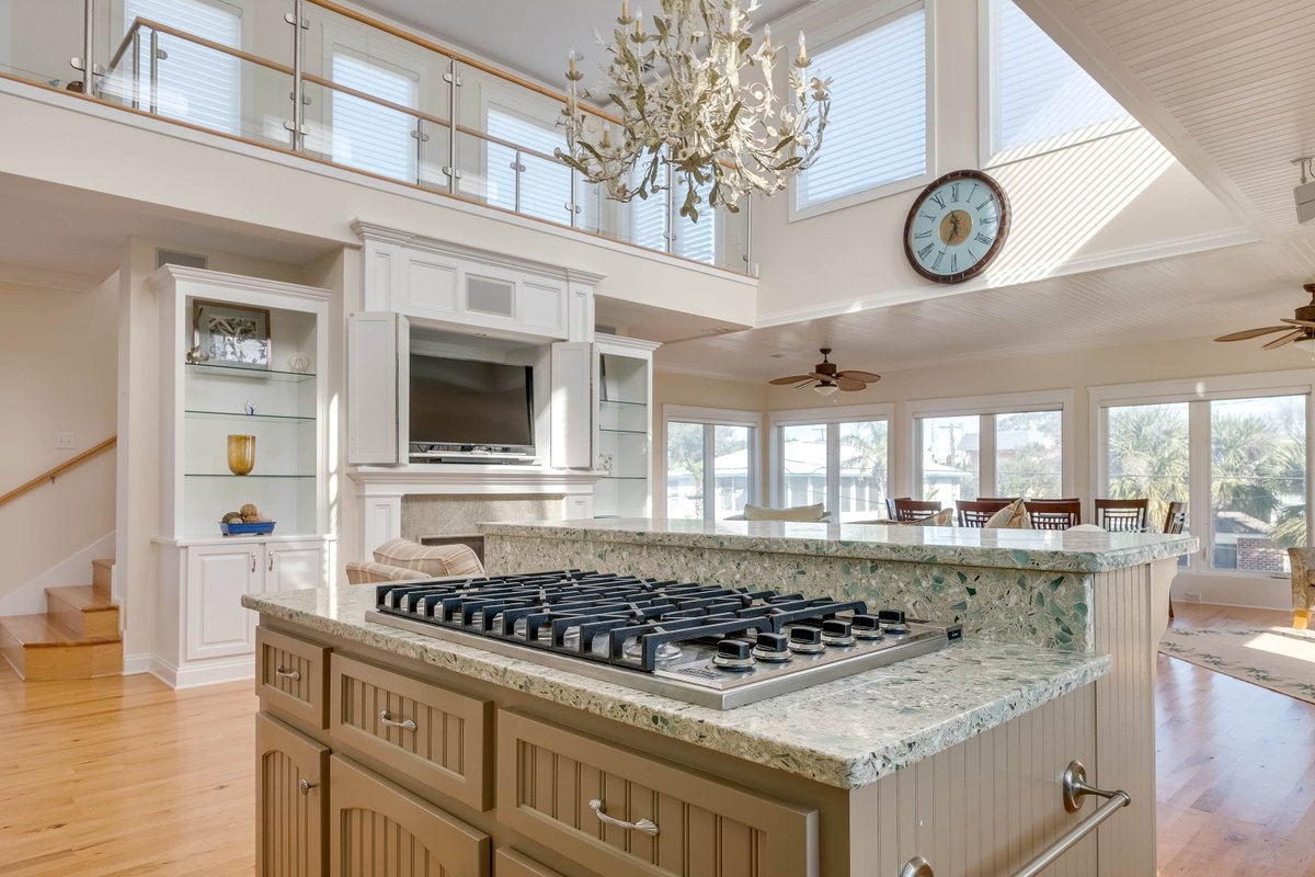 Seabolt Brokers tweet media
