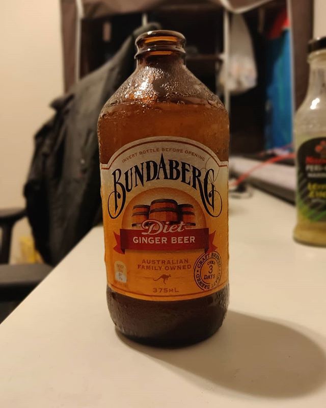 The_asangam's tweet image. This thing taste so gooooooood. Shout-out to @rewardx for letting me have this. This is the second one bro 😊 #GingerBeer bit.ly/2D2vRK9 #NepalAndTech #NepaliTechYoutuber