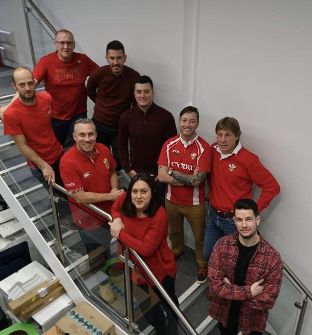 Happy @SixNationsRugby Day! Team HLN are wearing red to show support for @Velindre and @WelshRugbyUnion. We've raised £100 for this incredible charity.

#WearRedForWalesAndVelindre
