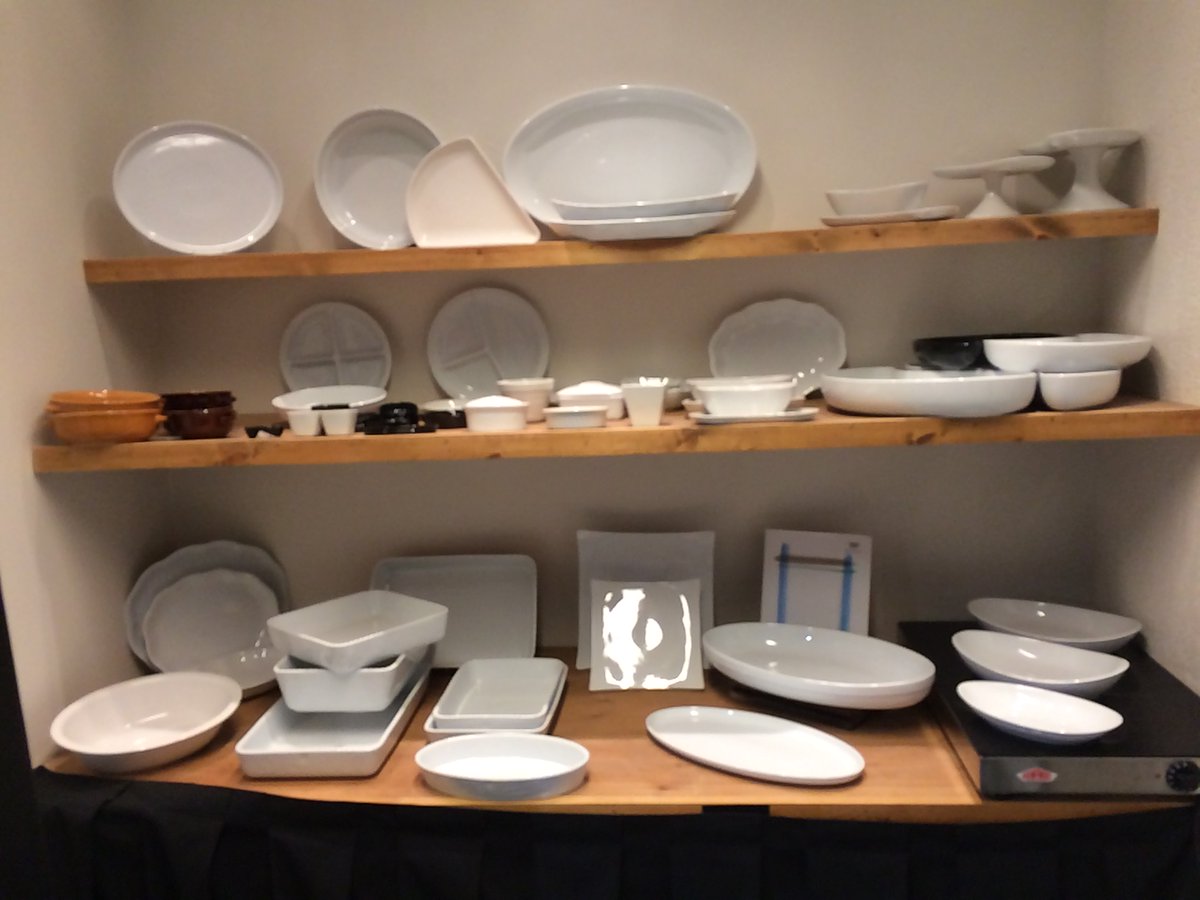 PrimewareC's tweet image. Take a tour around our showroom! Book a visit by emailing sales@primeware-ceramics.com or call 02089951119 #primeware #ceramics #catering #food