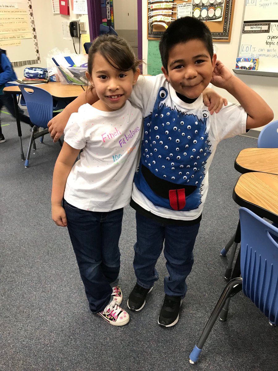 PrassasSuzi's tweet photo. Happy 100th day of school! #finchfalcons  #mymisd https://t.co/oyVNMe9P3V