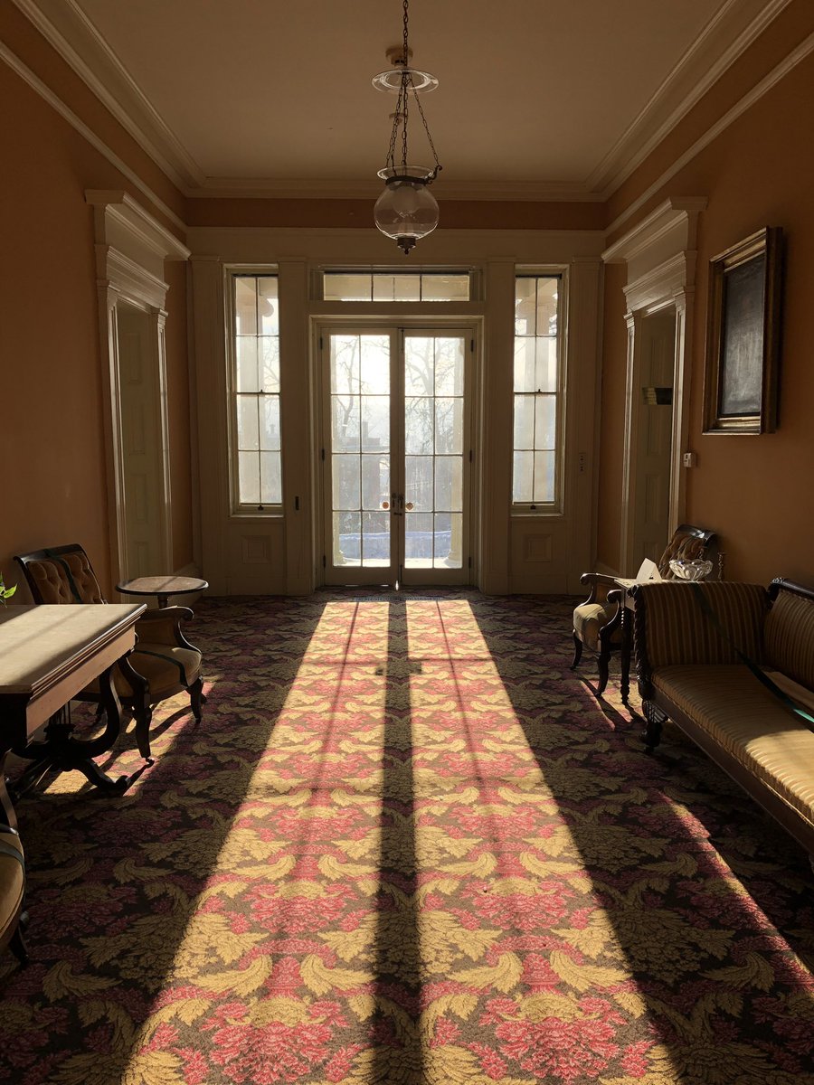 Happy (bright and cold) Friday morning from the mansion’s front entranceway!