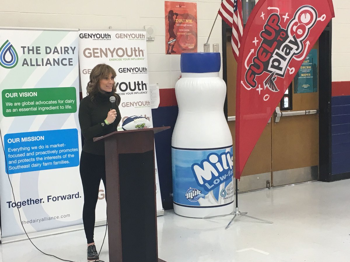 GENYOUthNow's tweet photo. "I just want to thank all of our partners and say - WE DID IT! This cart is just the beginning!" - Our CEO @AlexisGlick thanking @dairy_alliance @ArbysFoundation @Delta @TeamDepot @WellCare_Health @GeorgiaPower this morning at Babb MS! #Legacy53 #FuelGreatness https://t.co/2mi3EZCJx6