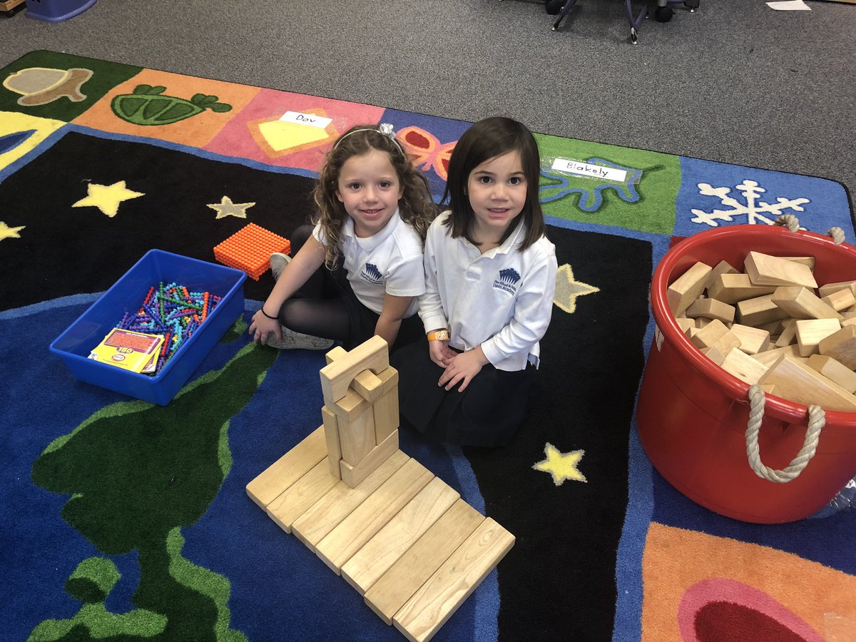 MrsCovert27's tweet image. FriYAY! @MrsCovert27  #davisme