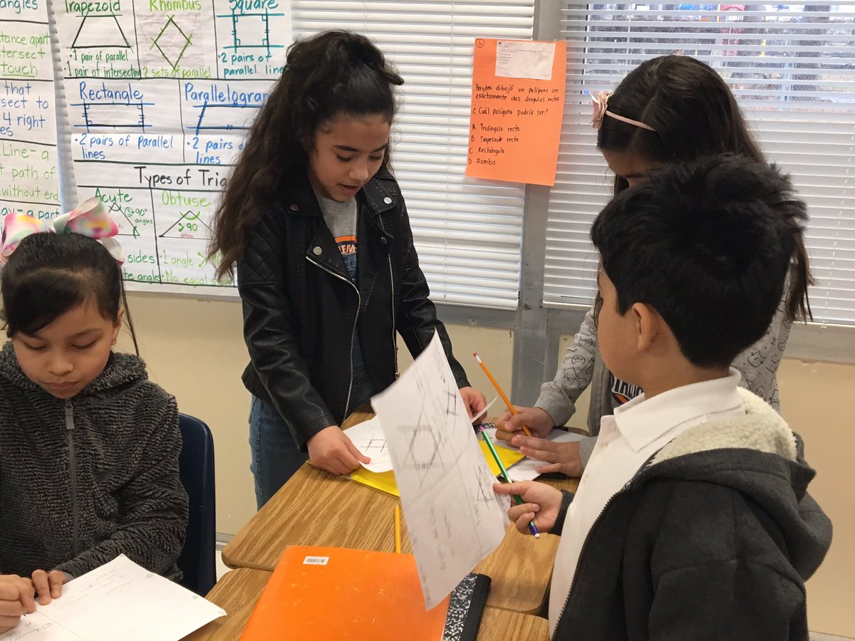 ayescobar1's tweet image. Fri-Yay @smithacad #GalleryWalk #teamwork #MathWriting #We❤️Math #✖️➗➖➕