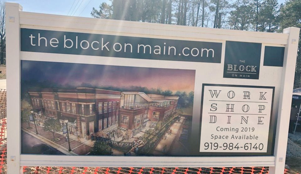 builders_focus's tweet photo. @HouseRendering, you sure do make a pretty picture! ;) Now, let's go build it, right @DesignBuildNC?
@ToHollySprings @HollySprings_CC @HSEconDev #focusdesignbuilders https://t.co/P5F4Owp63i