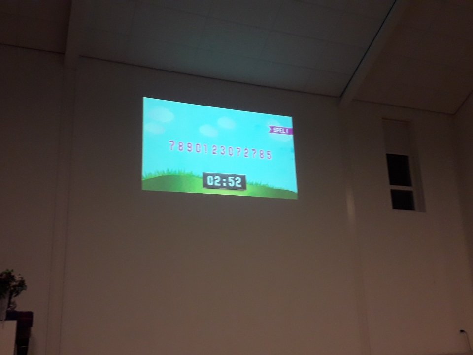 bas knol tweet media