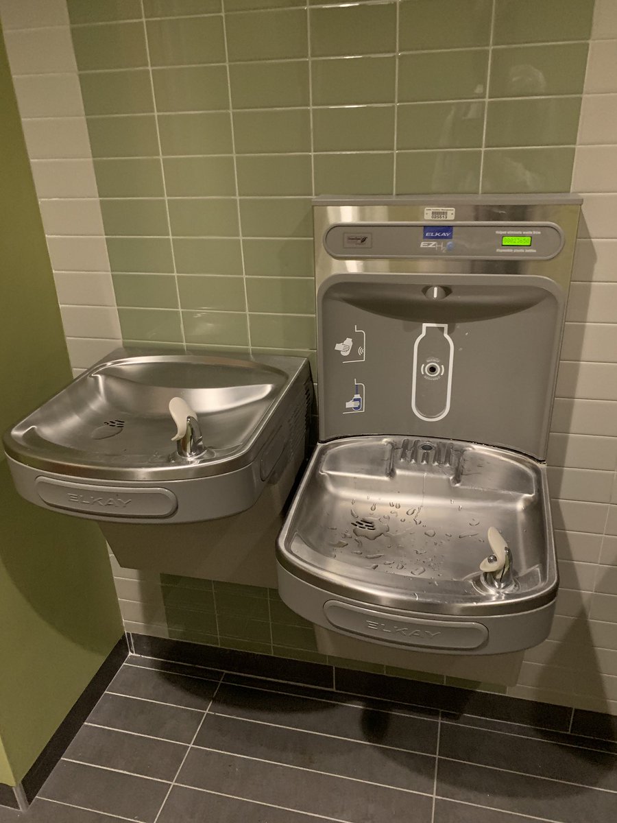 UarkFountains's tweet photo. Ah yes, the water fountains on the 3rd floor of Champions. Sip away as you hear the Fulbright students scamper around in the lobby advising area. Revel in the metalic taste of the soothing water while math majors frantically click their calculator. Overall: 8.67/10 https://t.co/w5wAOUyK74